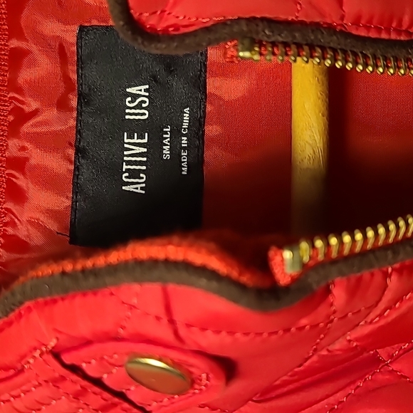 Vest - Picture 4 of 4